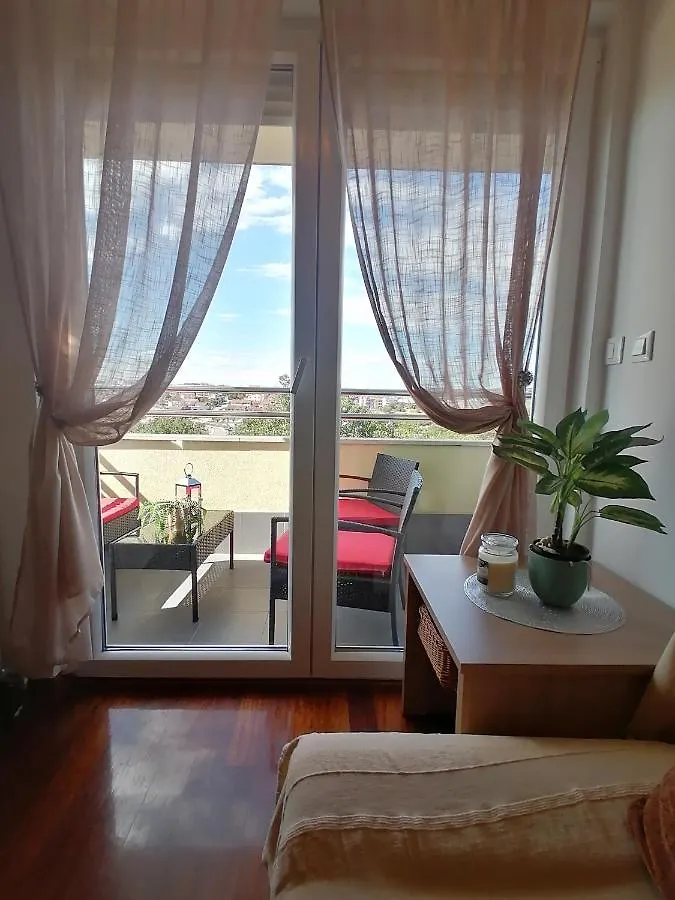 Apartman Sunshine Pula 0*,