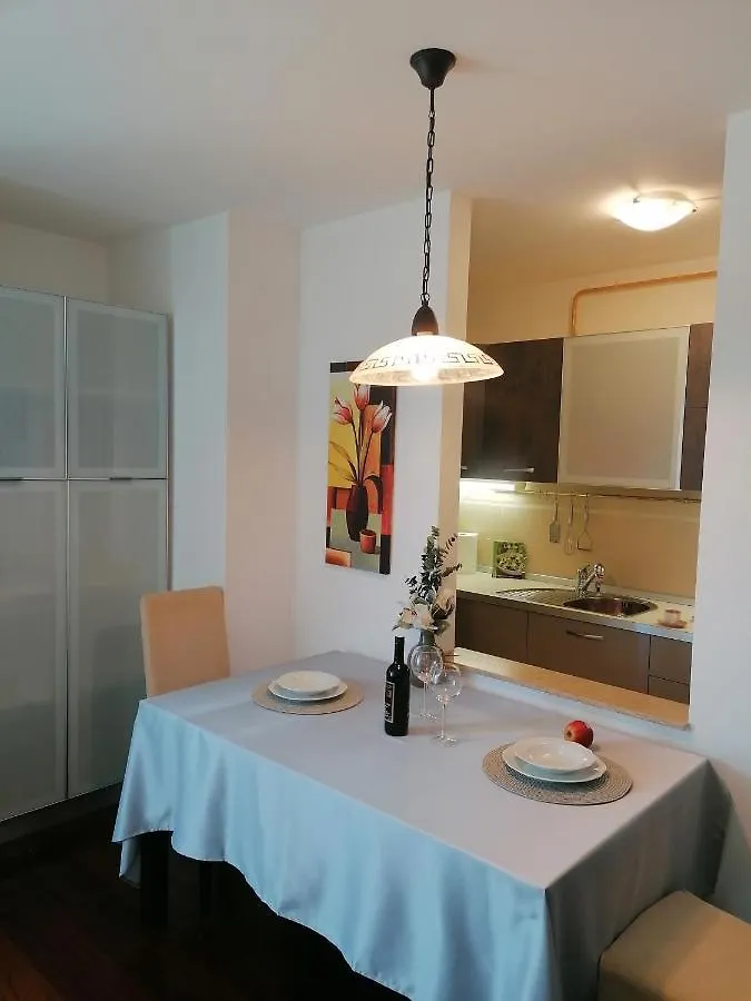 Apartman Sunshine Pula 0*,