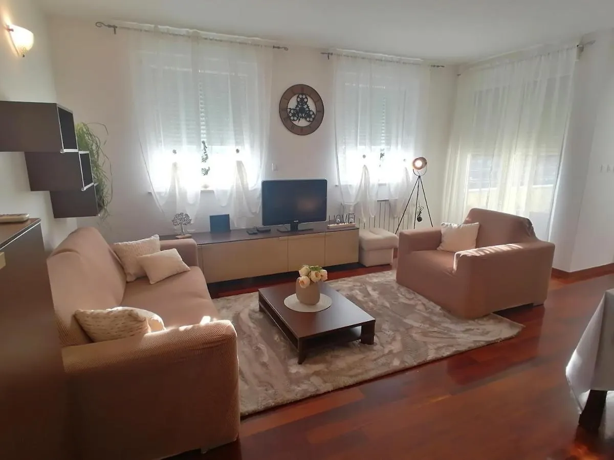 Apartman Sunshine Pula Apartment